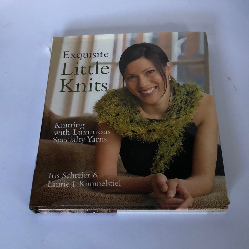 Exquisite Little Knits Book
